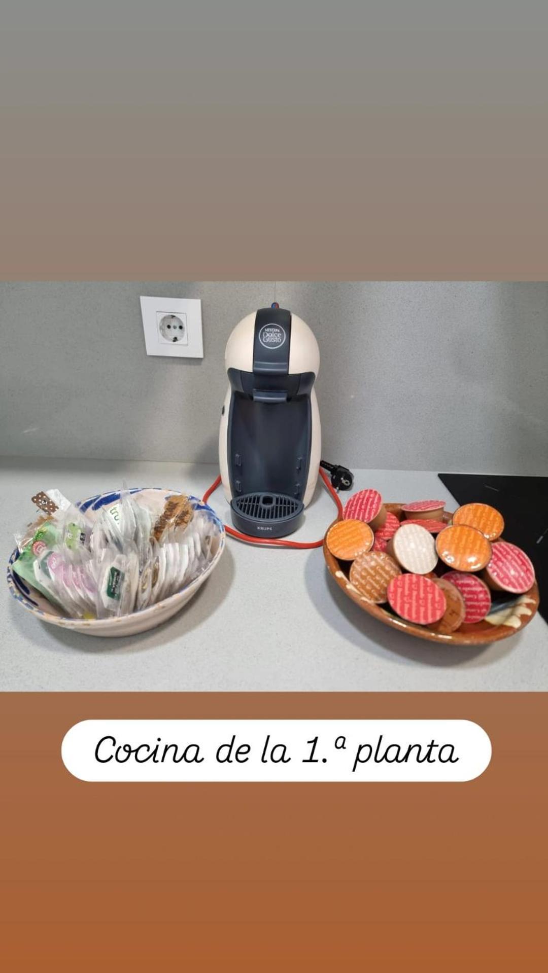 Apartamentos En La Plaza Dona Elvira, 7 — Photos 3